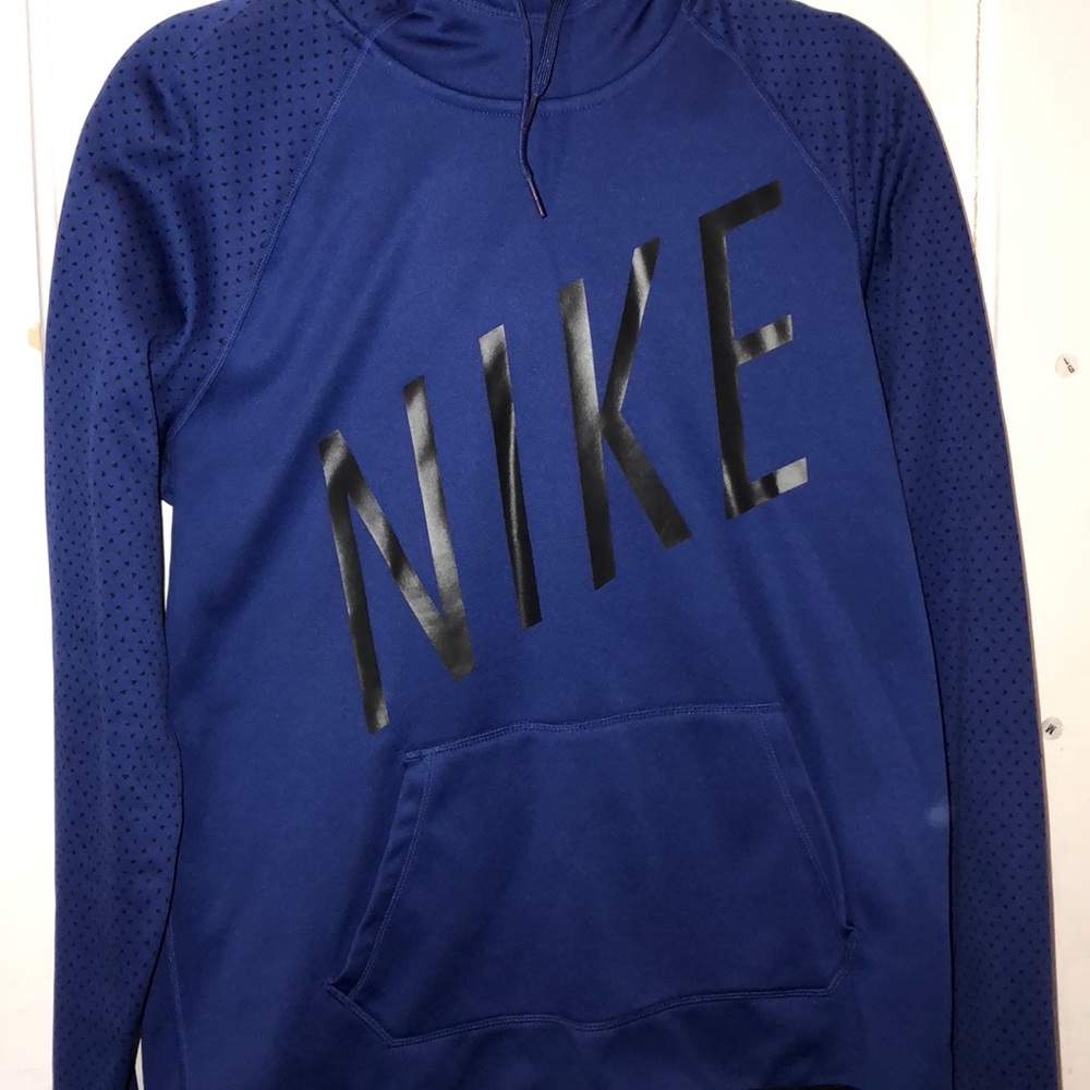 Nike fleece hoodie size medium